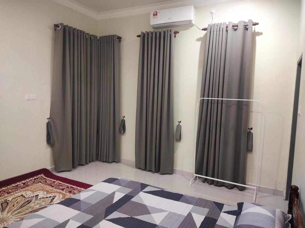 Homestay Yasmeen マラン エクステリア 写真